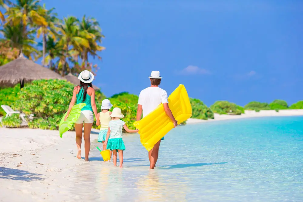 Tips For Booking a Cheap Family Holiday