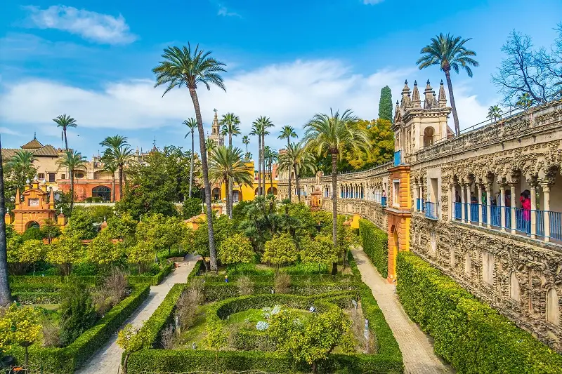 Visit the Alcázar