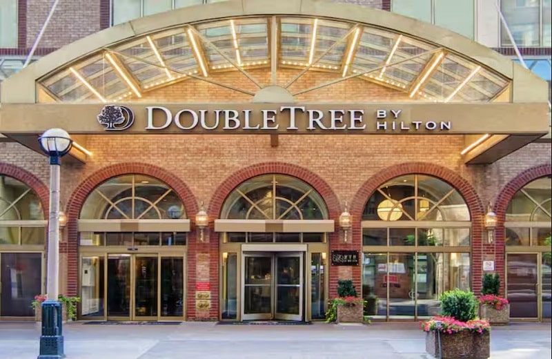 DoubleTree by Hilton Toronto Downtown