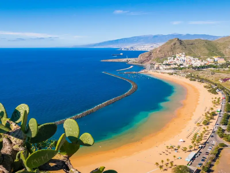 Exotic holiday location