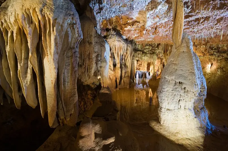 Visit Baredine Cave