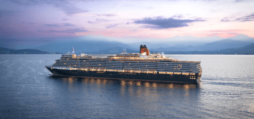 A Regal Refresh: Queen Elizabeth’s Stunning New Look